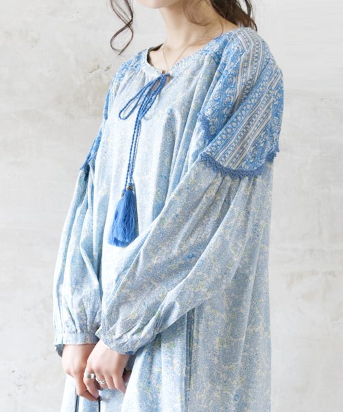 フラワープリントエスニックワンピース M L レディース 春夏 ワンピース レッド ブルー エスニック フラワー 花柄 綿100 コットン100 旅行 お出 アンドイット And It Magaseek