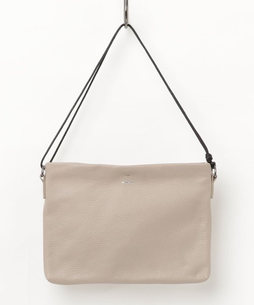 MAISON mou(メゾンムー)/【ADAMPATECK/アダムパテック】COW LEATHER Musette bag/ベージュ