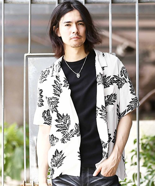 モノトーンリーフパターンシャツ 半袖シャツ メンズ カジュアルシャツ オープンカラー 開襟 半袖 シャツ ジギーズショップ Jiggys Shop Magaseek