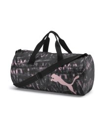 PUMA(プーマ)/トレーニング AT エッセンシャル ウィメンズ バレル バッグ 30L/PUMABLACK-BRIDALROSE-AOP