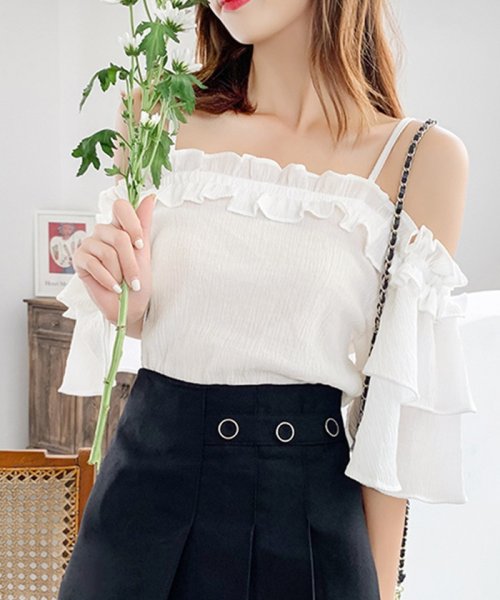 セール グランディール Grandeir オープンショルダー フリル キャミ トップス Magaseek