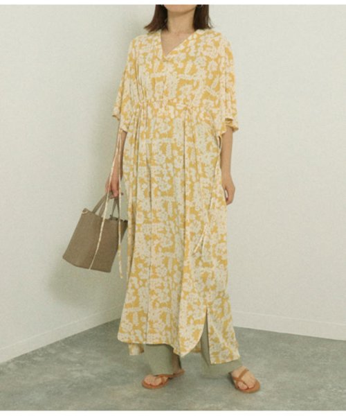 セール 花柄シャーリングワンピース アウリィ Auli Magaseek
