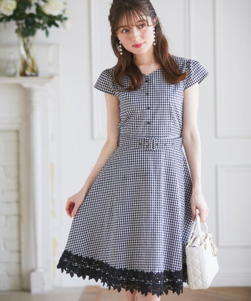 ベルト付きフラワーレース装飾ギンガムチェックワンピース トッコクローゼット Tocco Closet Magaseek