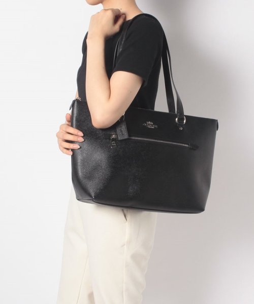 セール コーチ Coach トートバッグ アウトレット Fsvbk トート ショルダー バッグ バック かばん 鞄 通勤 肩掛け かわいい 可愛い コーチ Coach Magaseek セール コーチ Coach トートバッグ アウトレット Fsvbk トート ショルダー バッグ バック かばん 鞄 通勤 肩掛け かわいい 可愛い コーチ Coach Magaseek