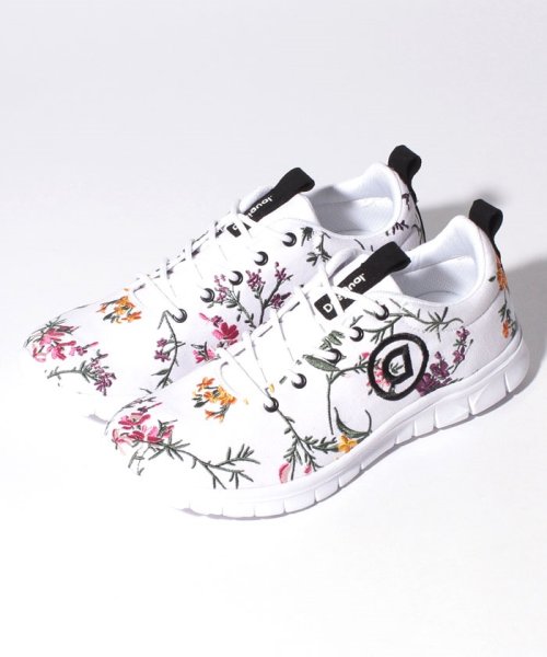 Desigual(デシグアル)/スニーカーランニング SNEAKER running embroidery gar/ホワイト系