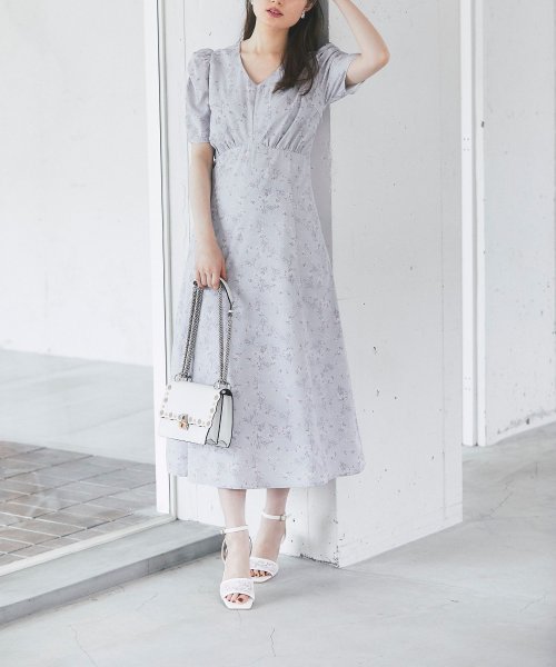 tocco closet(トッコクローゼット)/タイニーフラワープリントバックレースアップワンピース/BLUEGRAY