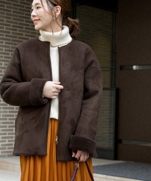 セール Rosso フェイクムートンノーカラーショートコート アーバンリサーチ アウトレット Urban Research Outlet Magaseek