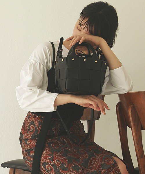 セール 編み込み レザー ショルダーバッグ トプカピトレジャー Topkapi Treasure Magaseek セール 編み込み レザー ショルダーバッグ トプカピトレジャー Topkapi Treasure Magaseek