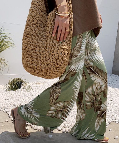 セール Naning9 ナンニング ボタニカル柄ワイドパンツ ワイドパンツ ボタニカル 柄 パンツ ボトムス ナンニング Naning9 Magaseek