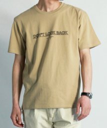 Amerikaya(Amerikaya)/【アメリカ屋】シンプルロゴ プリント 半袖Tシャツ ユニセックス/ベージュ