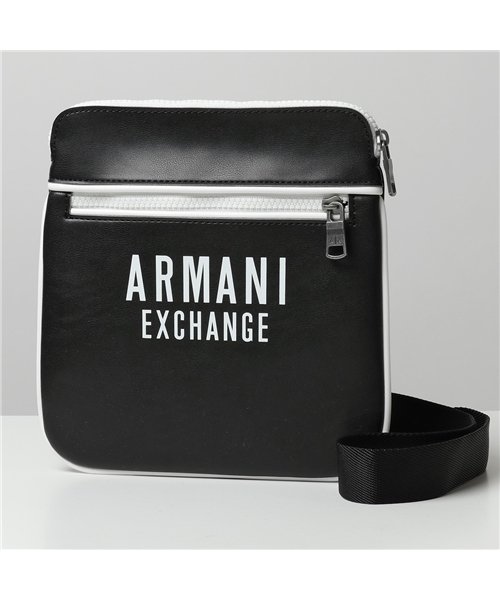 ARMANI EXCHANGE(アルマーニエクスチェンジ)/【ARMANI EXCHANGE(アルマーニ エクスチェンジ)】A/X 952230 0P296 00121 ミニショルダーバッグ サコッシュ ロゴ 鞄 BLA/BLACK
