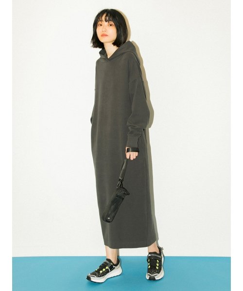 Emmi Yoga コクーンフーディーワンピース レディースファッション 阪急百貨店公式通販 Hankyu Fashion