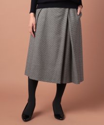 OLD ENGLAND(オールド　イングランド)/パターンツィードスカート/ブラック