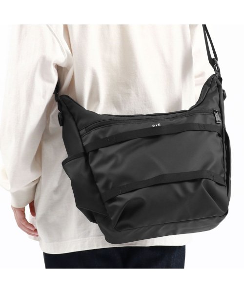 CIE(シー)/CIE ショルダーバッグ シー 2WAY GRID3 グリッド3 SHOULDERBAG－02 ショルダー 斜めがけ 防水 撥水 A4 日本製 032055/ブラック