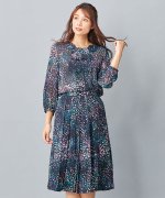 52%OFF！＜マガシーク＞ レリアン プリントプリーツシフォンスカート レディース ネイビー 11 Leilian】 タイムセール開催中】画像