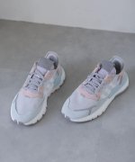 ＜マガシーク＞ ナノ・ユニバース adidas/NITE JOGGER W レディース ホワイト ２２．０ nano・universe】画像