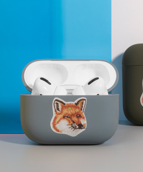 メゾンキツネ AirPods Pro ケース (グレー)