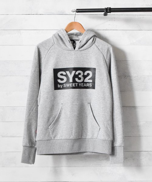 ar/mg(エーアールエムジー)/【73】【TNS1704－2】【it】【SY32 by SWEET YEARS】REGULAR P/O HOODIE/グレー