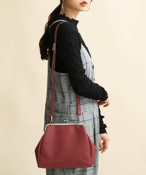 シンプルがま口ショルダーバッグ オシャレウォーカー Osharewalker Magaseek