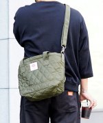 ＜マガシーク＞ キーズ バッグ 2WAY ショルダーバッグ トート レディース メンズ キルティング ランチバッグ HolidayA.M. ユニセックス カーキ フリー Keys】画像