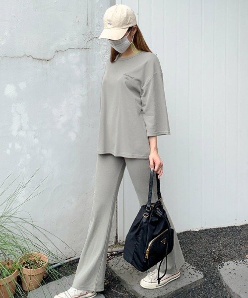 セール Chuu チュー マイ ワン マイルセットアップ トップス セットアップ Tシャツ ボトムス パンツ フレアパンツ ルームウェア インナー チュー Chuu Magaseek