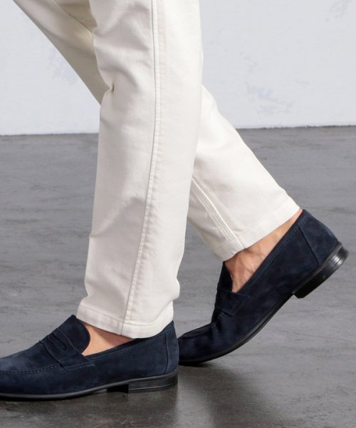 公式の Made In Italy スエードローファー メンズ靴