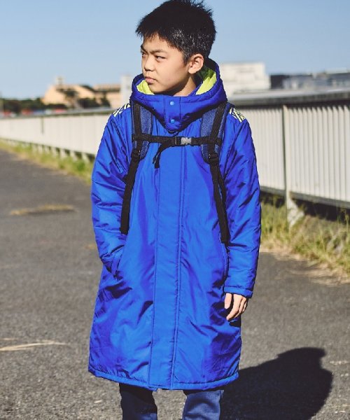 セール 洗濯機で丸洗い可 ジュニア用ウォッシャブルパデッドハーフコート 防風 はっ水 中綿 アンブロ Umbro Magaseek