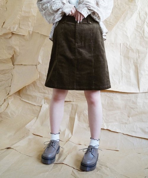 セール コーデュロイ台形スカート １７９ ｗｇ ニコルクラブ １７９ ｗｇ Magaseek