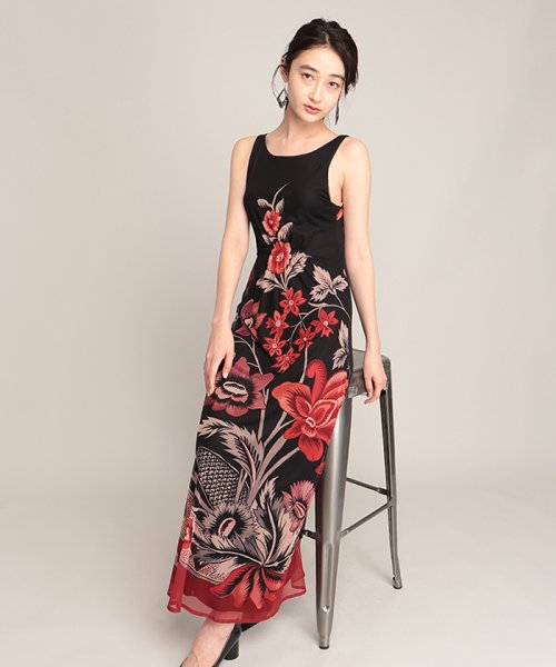 セール ワンピースノースリーブ Londres デシグアル Desigual Magaseek