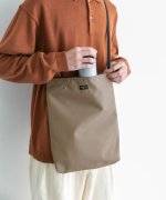 10%OFF！＜マガシーク＞ アーバンリサーチドアーズ STANDARD SUPPLY×DOORS DAILY NYLON SHOULDER メンズ BEIGE one URBAN RESEARCH DOORS】 タイムセール開催中】