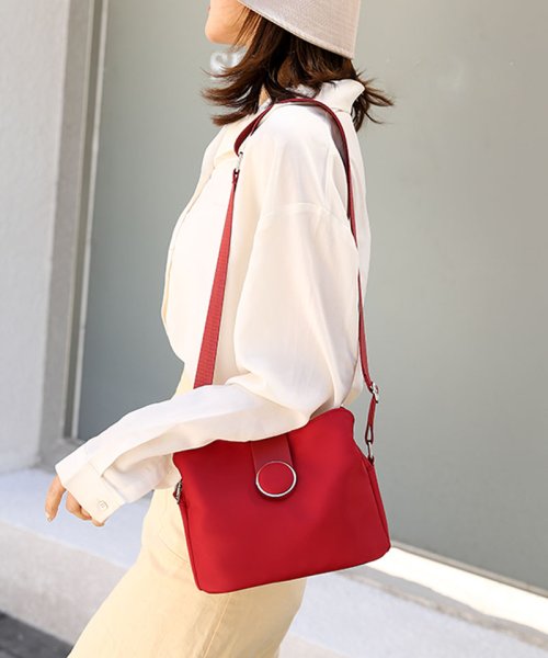 セール ショルダーバッグ レディース 斜めがけ 軽量 大人 2way スタッズ黒 韓国 カジュアル おしゃれ ショッピングゴー Shoppinggo Magaseek