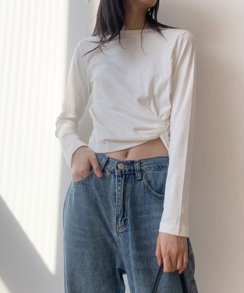 セール ｔシャツ レディース 長袖 へそ出し ショート丈 トップス 無地 綿 カットソー 薄手 黒白 かわいい 小さめサイズ 韓国 ショッピングゴー Shoppinggo Magaseek