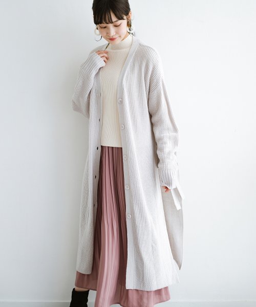 気軽に羽織れてきゅんとするサイドスリットが女っぽいロングカーディガン ハコ Haco Magaseek