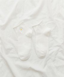aimoha(aimoha（アイモハ）)/【秋冬新作】マーガレット 花柄 靴下 designs by korea/ホワイト