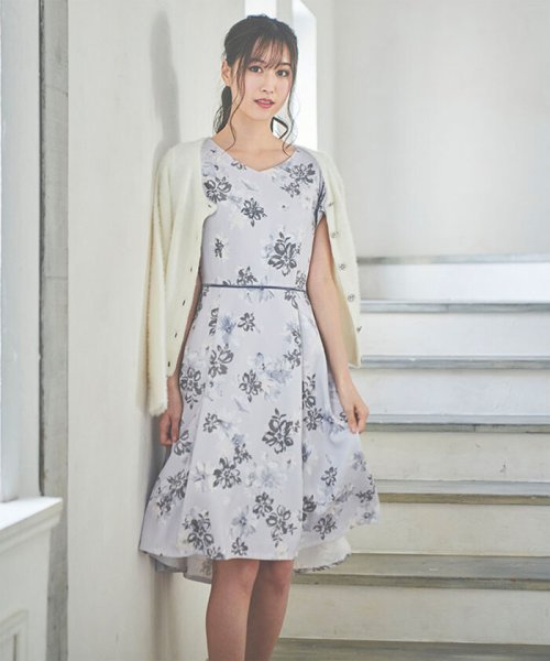 セール 水彩フラワーフロッキーワンピース レッセ パッセ Laisse Passe Magaseek セール 水彩フラワーフロッキーワンピース レッセ パッセ Laisse Passe Magaseek