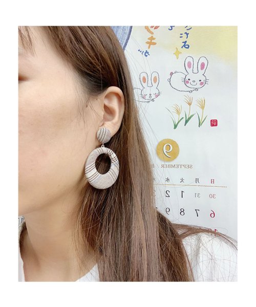 セール 千鳥格柄ピアス イヤリング レディース 人気アクセサリー 冬ピアス 大ぶり 大人おしゃれ セイヘイショップ Seiheishop Magaseek セール 千鳥格柄ピアス イヤリング レディース 人気アクセサリー 冬ピアス 大ぶり 大人おしゃれ セイヘイショップ Seiheishop Magaseek