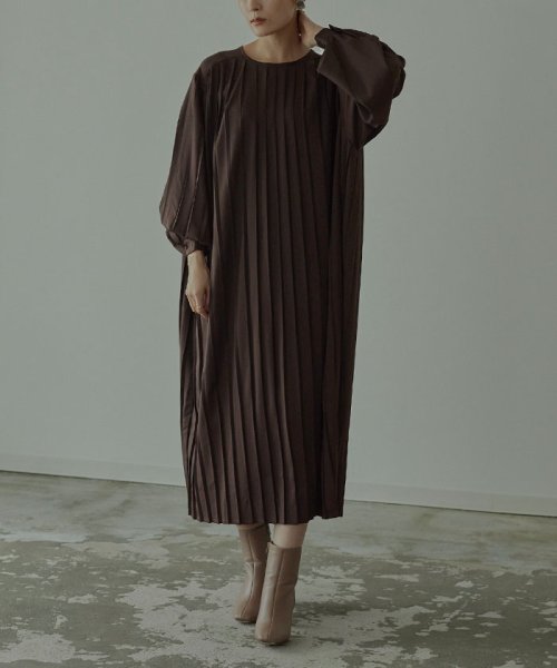 セール ボリュームスリーブプリーツロングワンピース ミエット Miette Magaseek