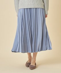 tocco closet luxe(トッコクローゼットリュクス)/マットサテンプリーツスカート/GRAYSH BLUE