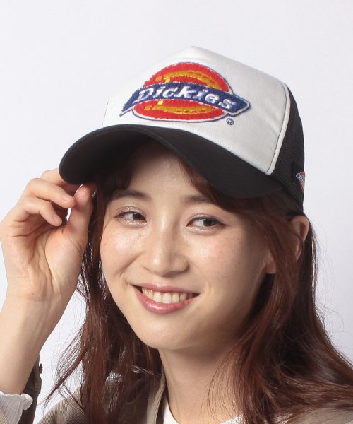 Dickies(Dickies)/相良刺繍 MESH CAP/ホワイト