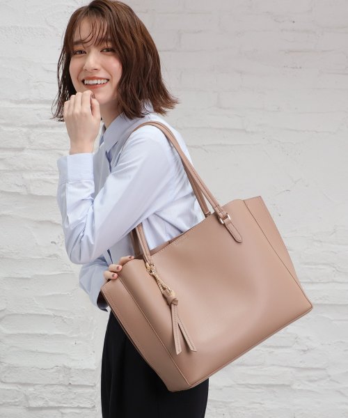 セール 軽量ａ４トート ハニーズ Honeys Magaseek