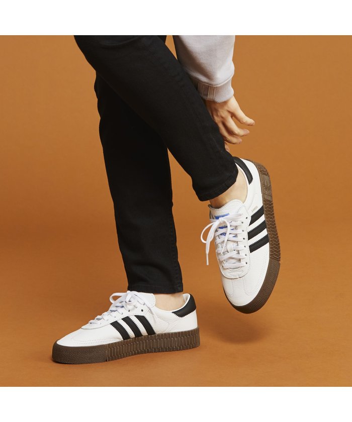 レディーススニーカー サッカーシューズ 23 5の人気商品 通販 価格比較 価格 Com