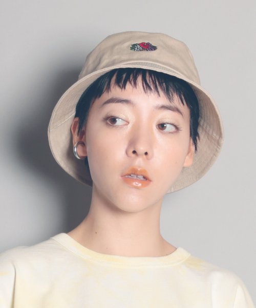 MAISON mou(メゾンムー)/【FRUIT OF THE LOOM/フルーツオブザルーム】FTL EMB BUCKET HAT/刺繍バケットハット/ベージュ