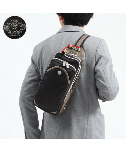 日本正規品 オロビアンコ ボディバッグ Orobianco ワンショルダーバッグ 斜めがけバッグ Spada H 斜めがけ 2層 ナイロン 本革 オロビアンコ Orobianco Magaseek