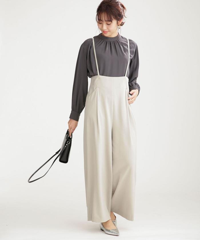 サスペンダー付きワイドパンツ