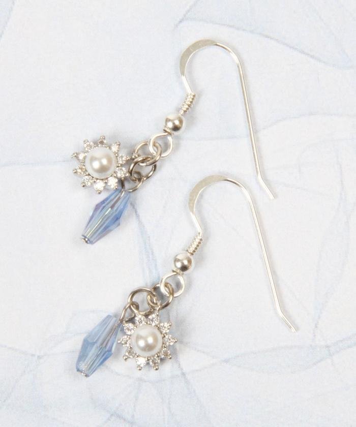 セール 大人可愛いガラスアクセサリー シルバー925 クリスタル 花ガラスピアス ワイスチャーム Wythecharm Magaseek