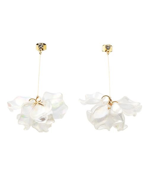 花びらが可憐に揺れる フラワーモチーフピアス クリームドット Cream Dot Magaseek 花びらが可憐に揺れる フラワーモチーフピアス クリームドット Cream Dot Magaseek
