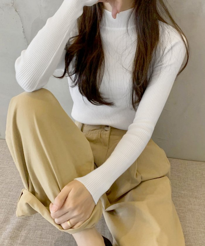 セール インナーでも一枚でも使えるシンプルなシルエットニット 身体にフィットして美スリムライン 伸縮性も着心地も 大人可愛い長袖リブニット フェルトマリエッタ Felt Maglietta Magaseek