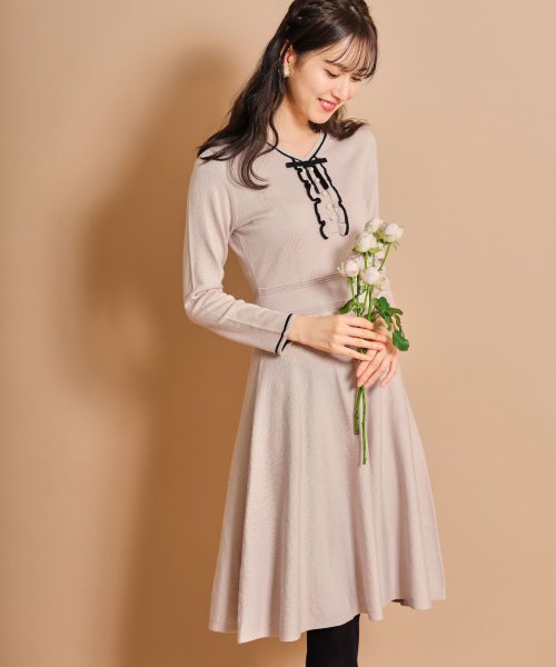 配色ライン入りフリル りぼん パール付きニットワンピース トッコクローゼット Tocco Closet Magaseek