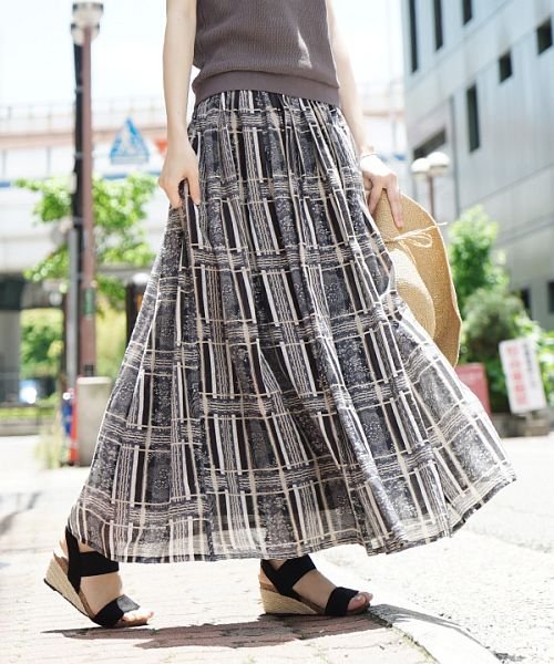 チェック バンダナ風 花柄フレアスカート ミミメメット Mimimemete Magaseek