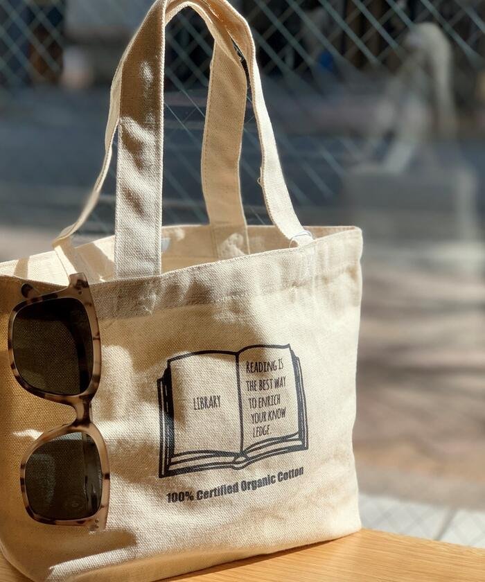 セール Libraryロゴ オーガニックコットン トートバッグ Sサイズ Unisex ノーリーズグッドマン Nolley S Goodman Magaseek セール Libraryロゴ オーガニックコットン トートバッグ Sサイズ Unisex ノーリーズグッドマン Nolley S Goodman Magaseek